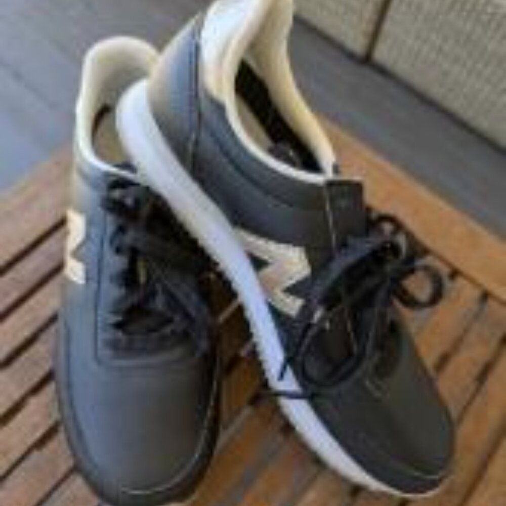 NEW BALANCE retro sneakers..EUC..size 8.5..black and rose gold